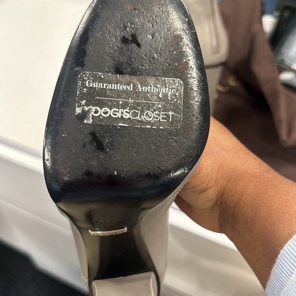 Authentic Gucci Boots - Picture 5 of 8